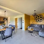 Appartement Lk Mountain I Segmenty Z Prywatnym Jacuzzi, Sauna I Widokami Na Gory I Jezioro *
