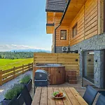 Apartament Lk Mountain Segmenty Z Prywatnym Jacuzzi I Widokami Na Góry I Jezioro