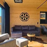 Appartement Lk Mountain I Segmenty Z Prywatnym Jacuzzi, Sauna I Widokami Na Gory I Jezioro Falsztyn