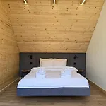 Lk Mountain I Segmenty Z Prywatnym Jacuzzi, Sauna I Widokami Na Gory I Jezioro Falsztyn