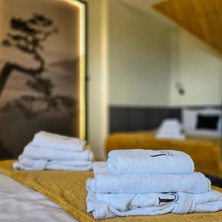 Segmenty Z Prywatnym Jacuzzi I Widokami Na Gory I Jezioro アパート