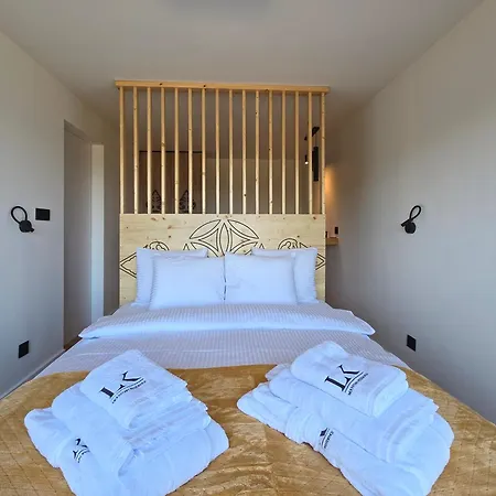 Lk Mountain Segmenty Z Prywatnym Jacuzzi I Widokami Na Góry I Jezioro * Falsztyn