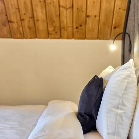 Apartment Segmenty Z Prywatnym Jacuzzi I Widokami Na Gory I Jezioro