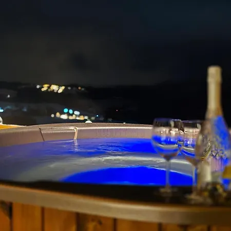 Segmenty Z Prywatnym Jacuzzi I Widokami Na Gory I Jezioro Falsztyn