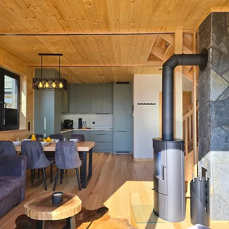Lk Mountain I Segmenty Z Prywatnym Jacuzzi, Sauna I Widokami Na Gory I Jezioro Διαμέρισμα