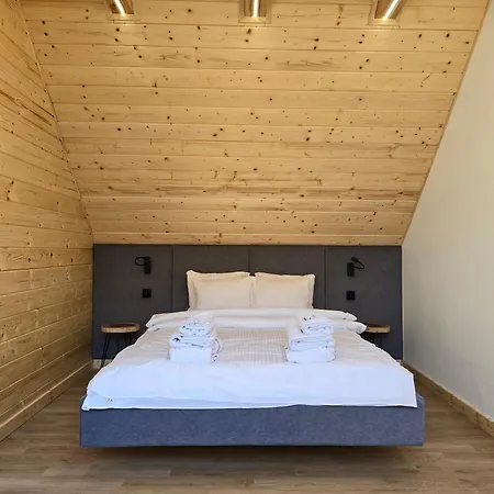 Lk Mountain I Segmenty Z Prywatnym Jacuzzi, Sauna I Widokami Na Gory I Jezioro Falsztyn